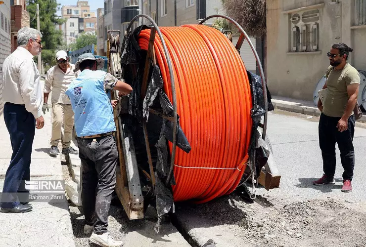 تجهیز ۴۱۰۰ مشترک خانگی و ۱۰۰ مرکز تجاری و اداری به اینترنت فیبر نوری